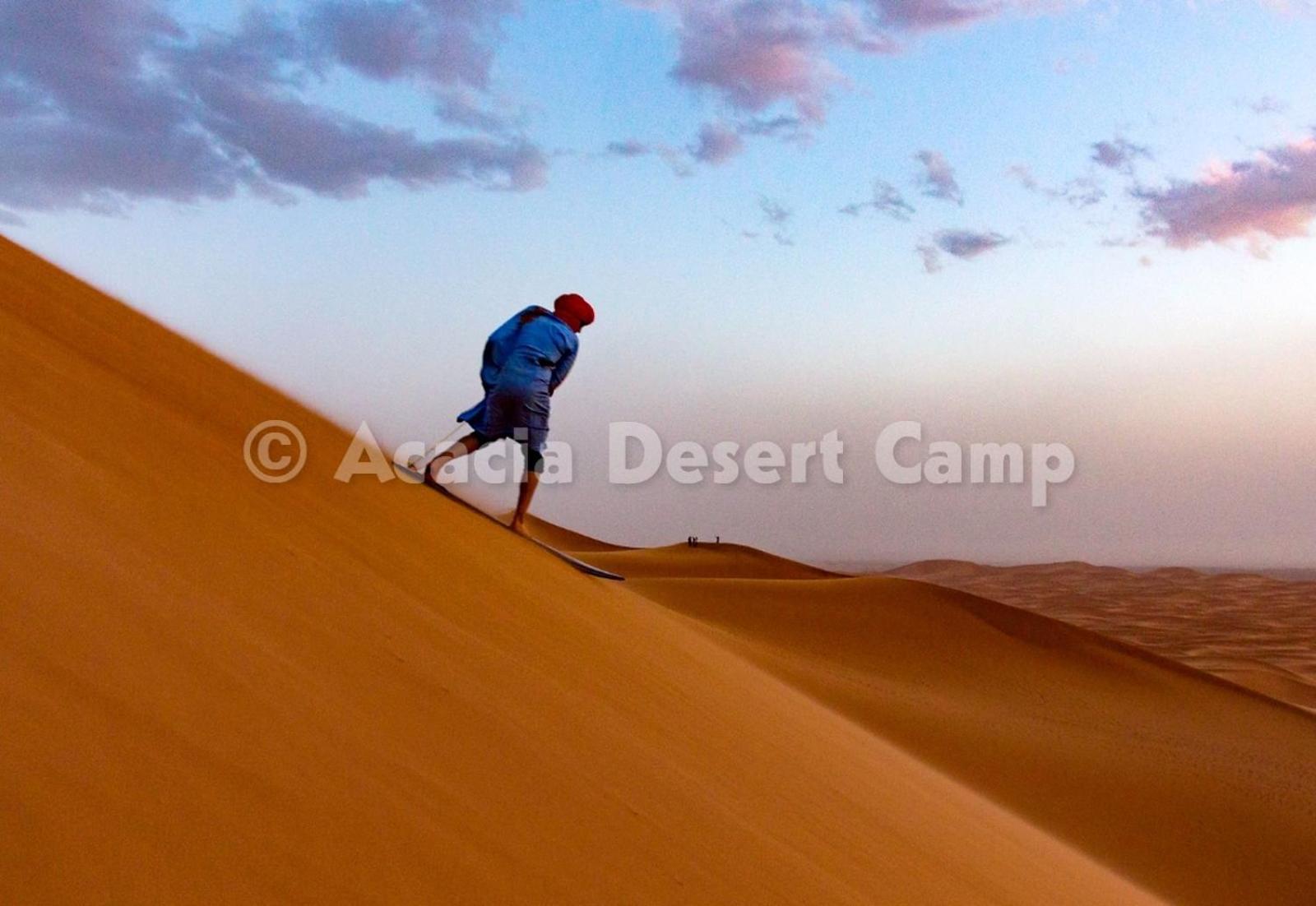 מלון מרזאוגה Acacia Desert Camp מראה חיצוני תמונה